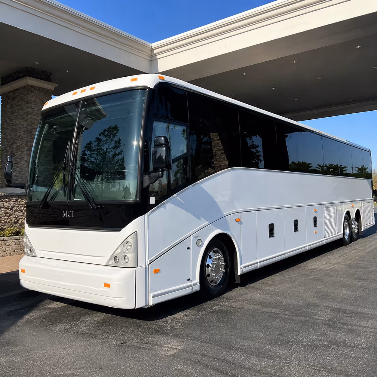 airport shuttles for corporate groups traveling through rdu