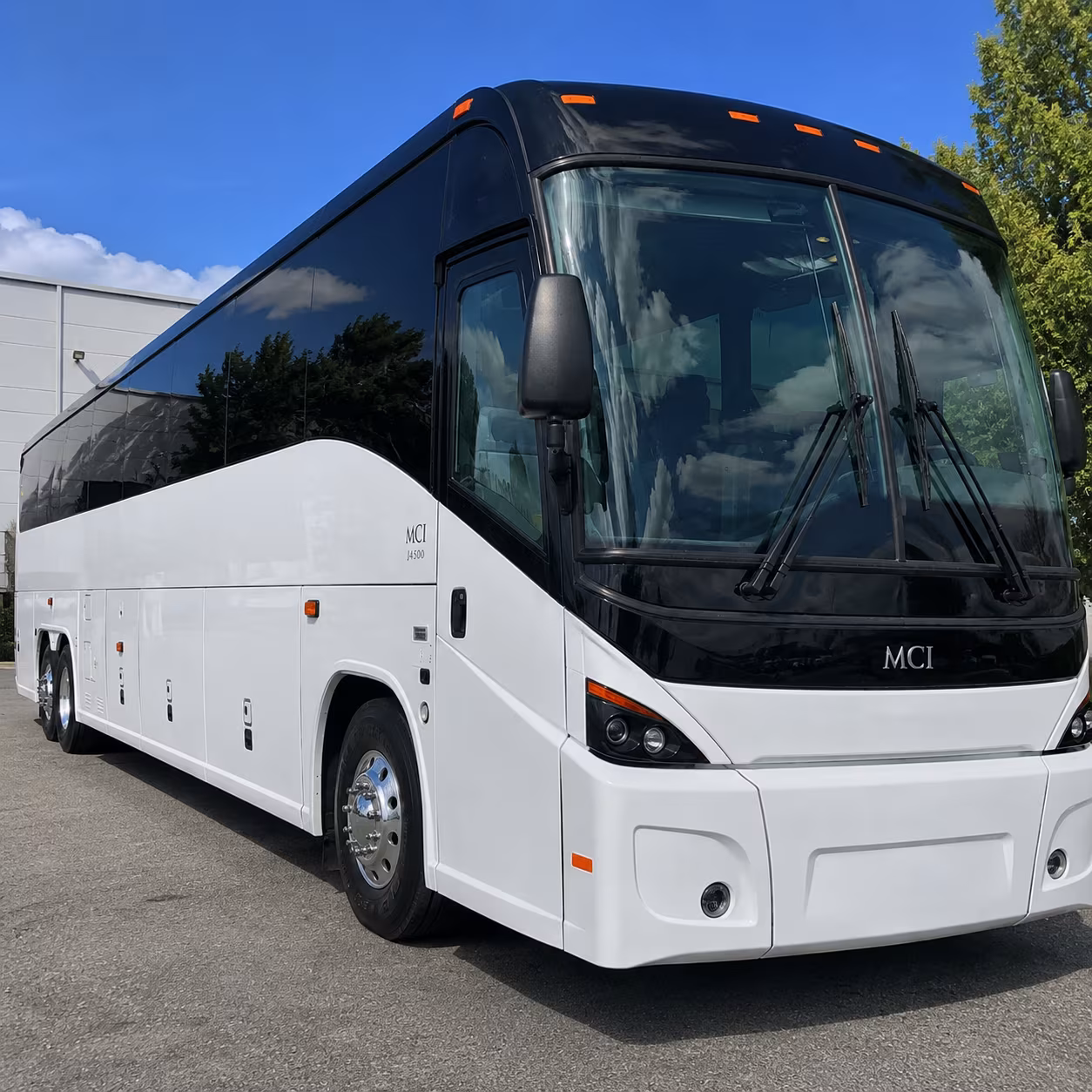 carycoachbuscompany com is the easiest way to set up a flexible hybrid work shuttle in cary