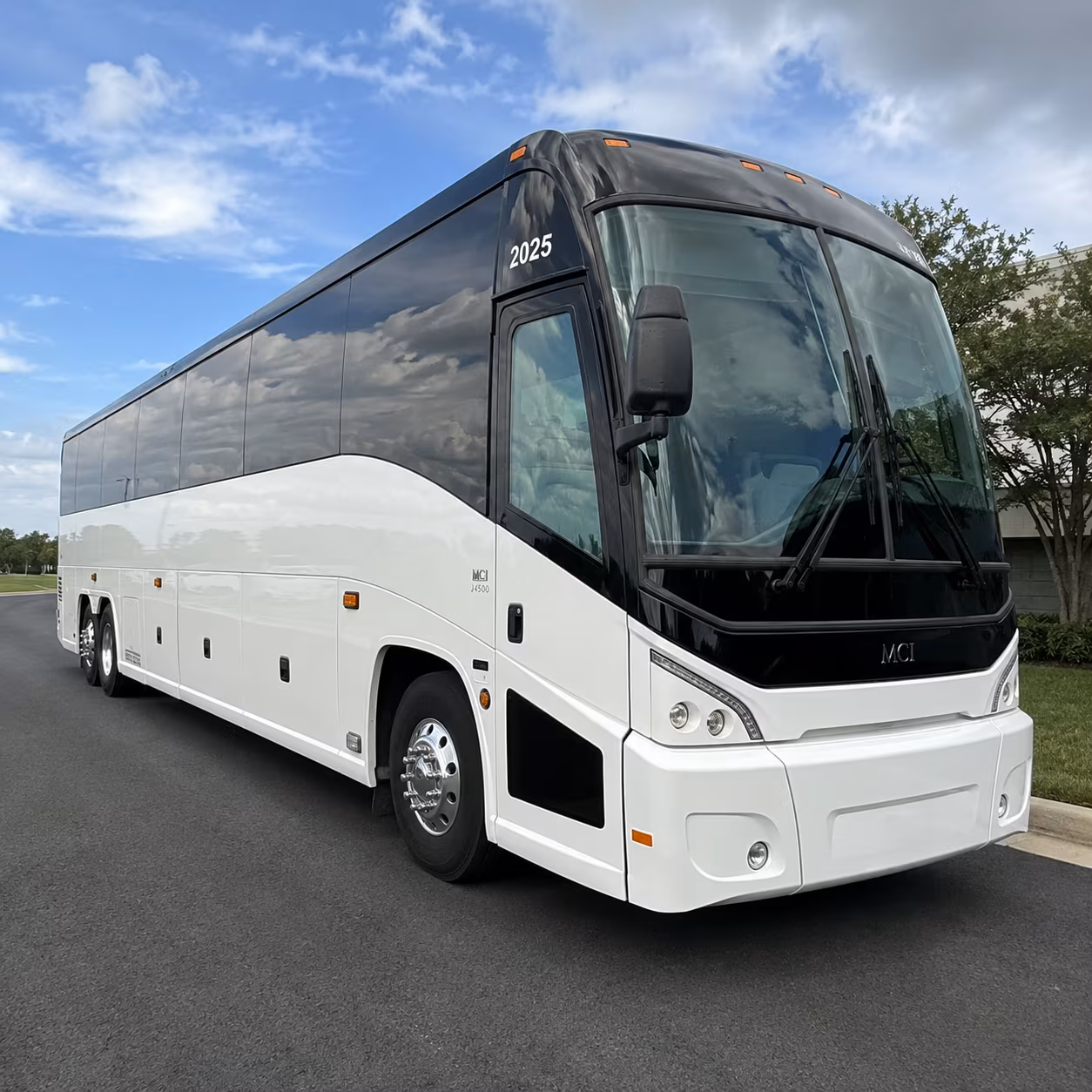 carycoachbuscompany com makes wedding special event shuttles in cary easy to find and book