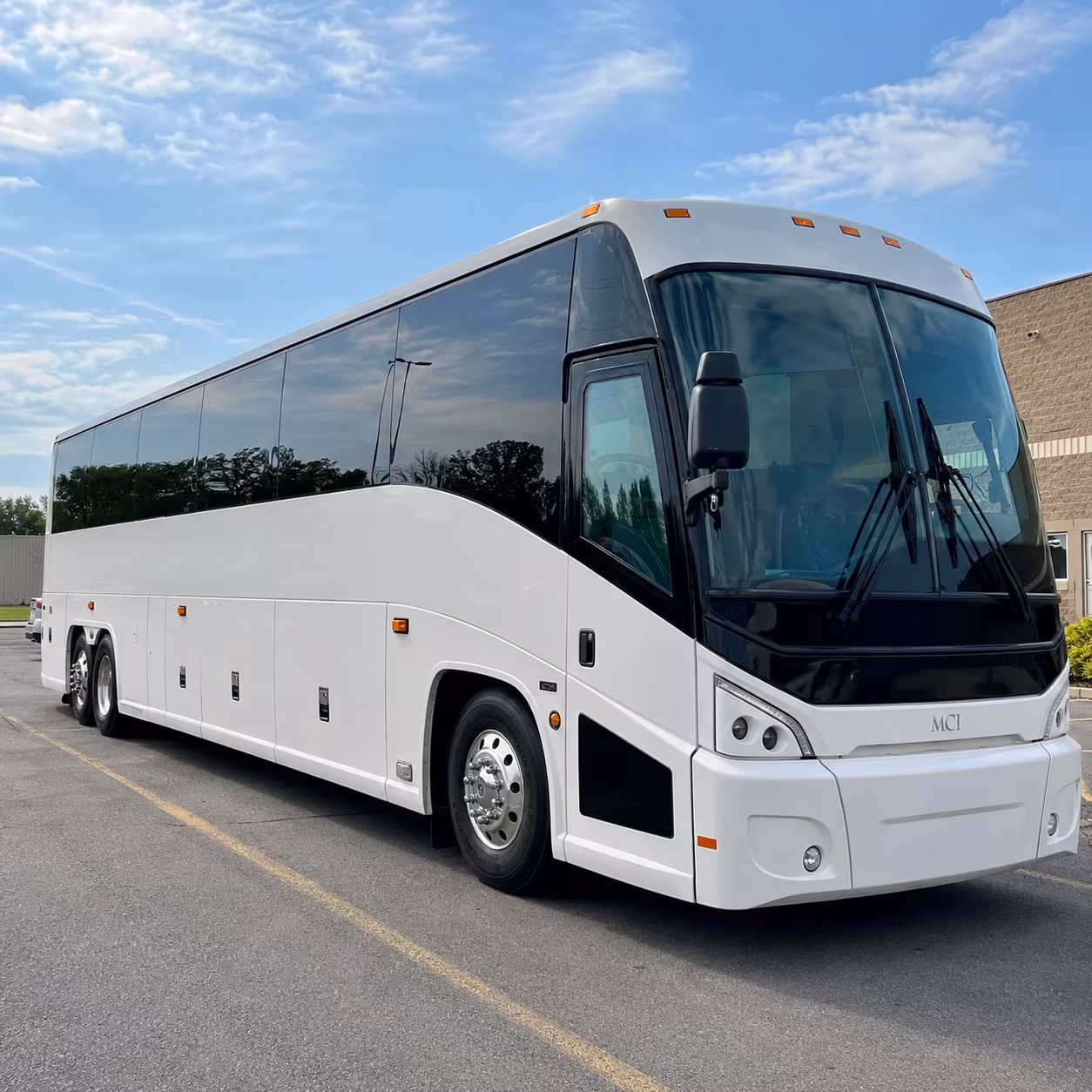why cary companies trust a bus for rdu airport transfers